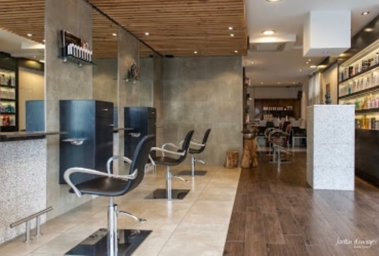 Mi-Ange Mi-Démon Artisan Coiffeur 1