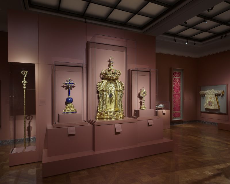 The Holy Sepulcher: Treasures from the Terra Sancta Museum 2
