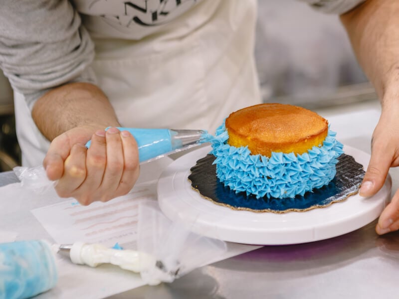 DIY Canvas Cake Decorating Class 3