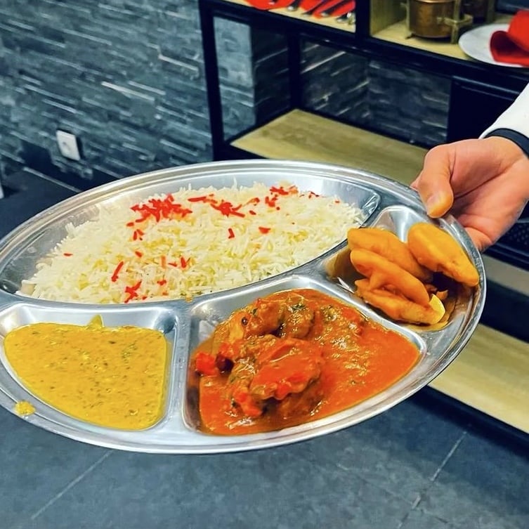 Tuk Tuk Naan 2