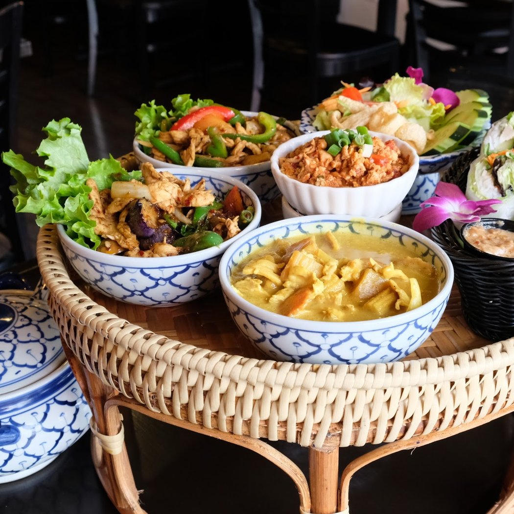 Monkey Thai Restaurant & Bar 1