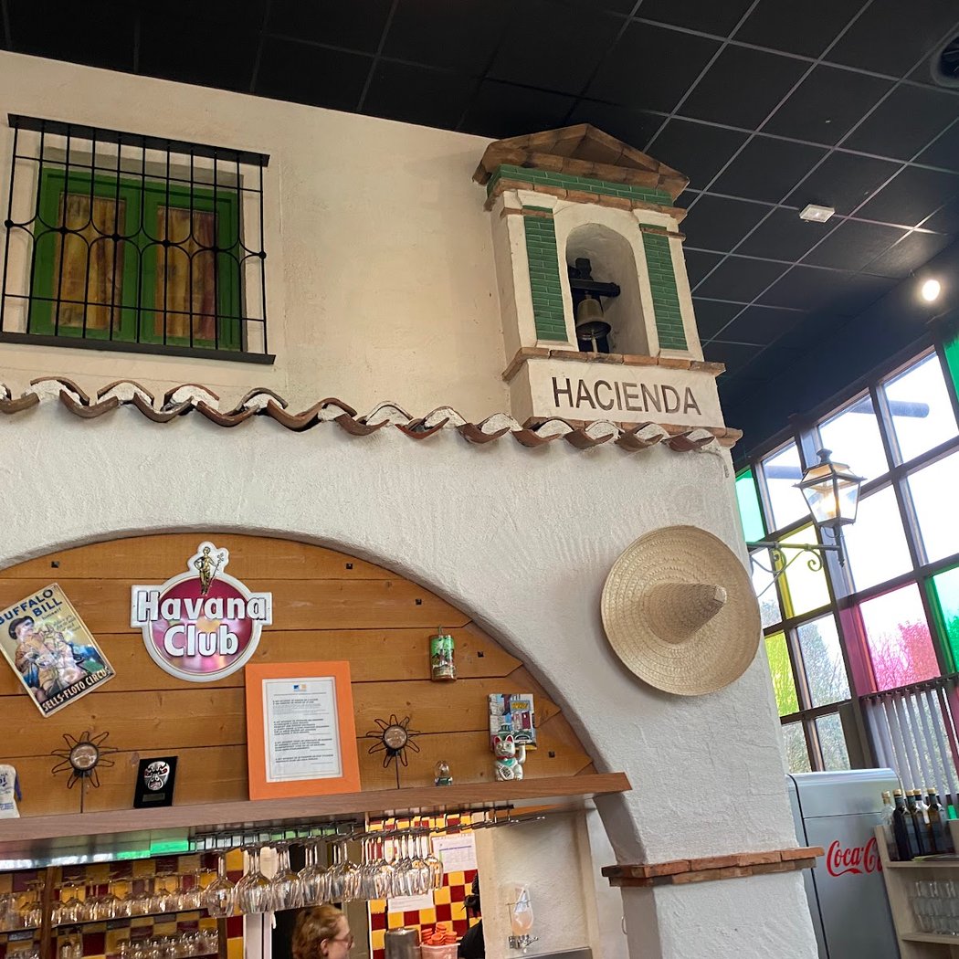 L'Hacienda Del Sol 2