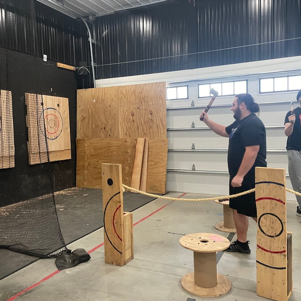 Woodchuckers Axe Throwing 2
