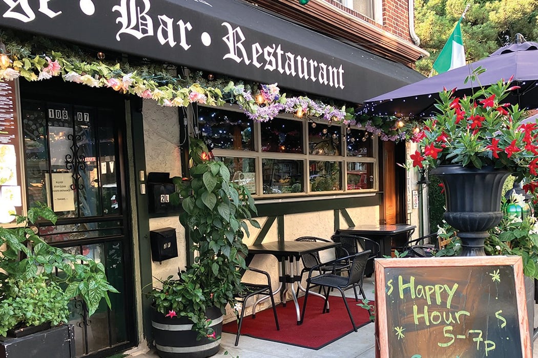 The Cottage restaurant bar 2