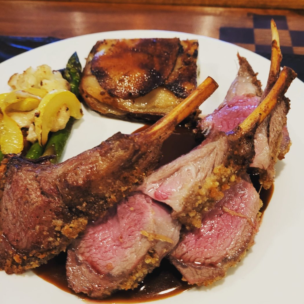 Westtown Fare Restaurant & Bar 3