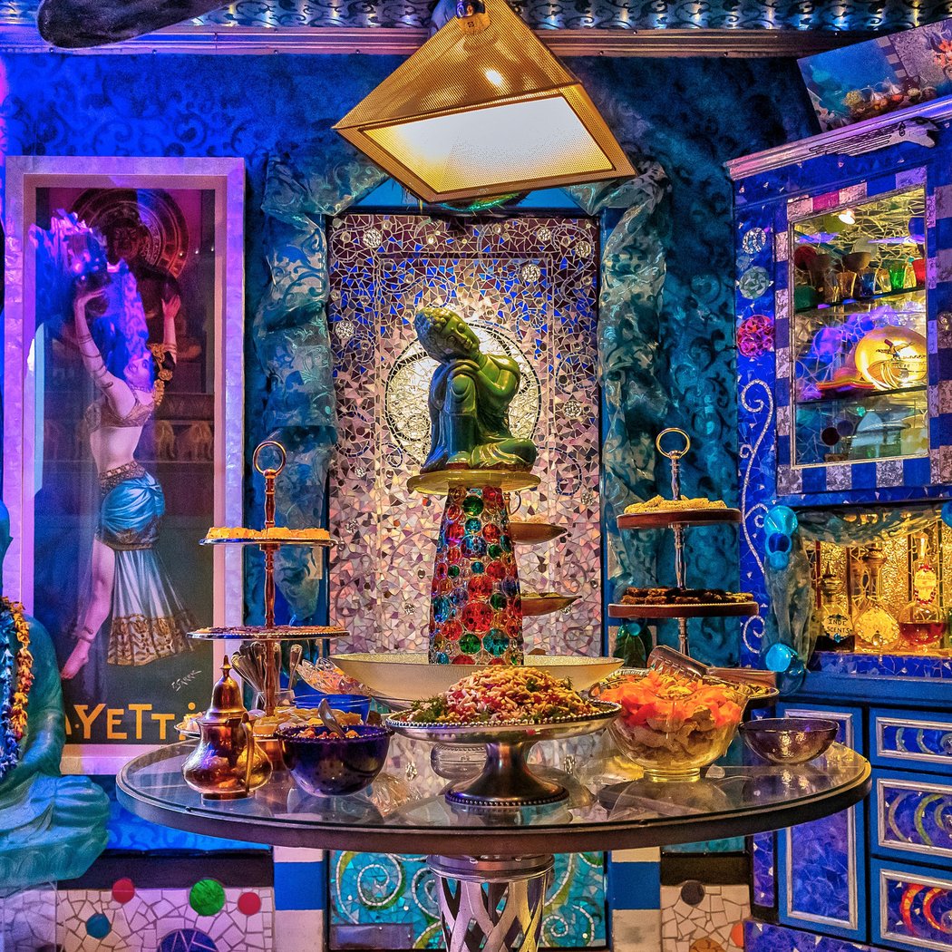 Indoor Outdoor Odyssey: Mysteries and Meals Tour 2