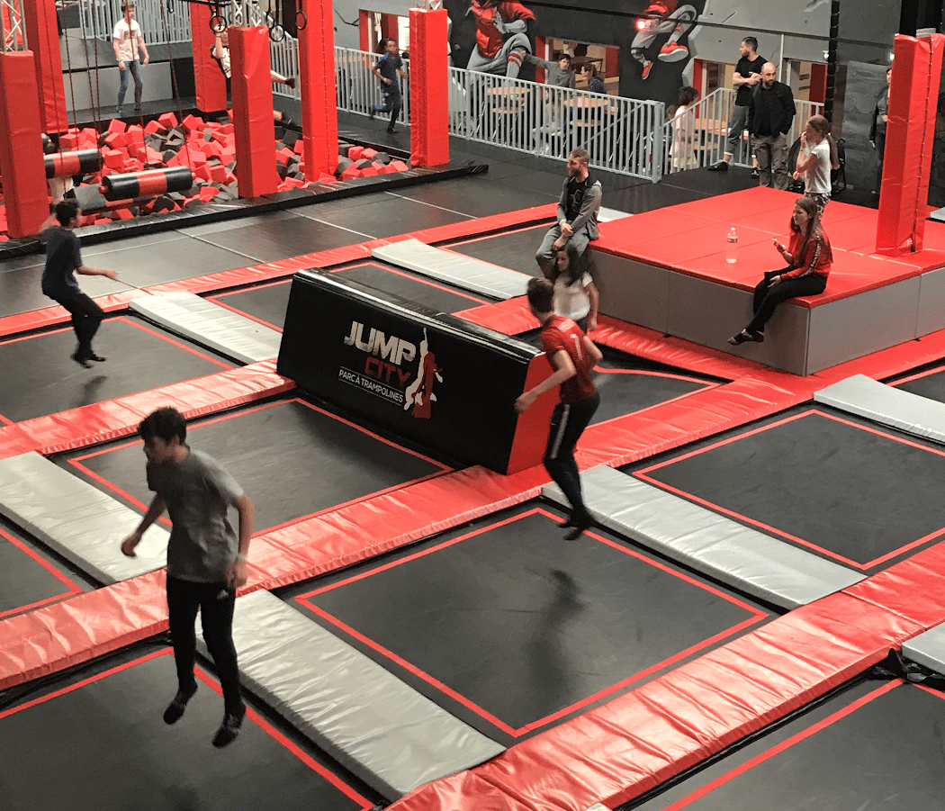 Jump City Trampoline Parc 77 1