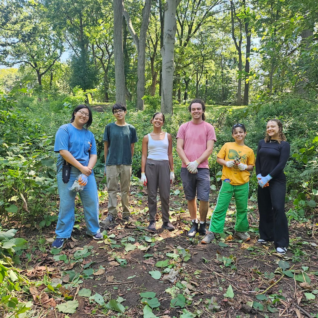Highland Park Horticulture Helpers 2