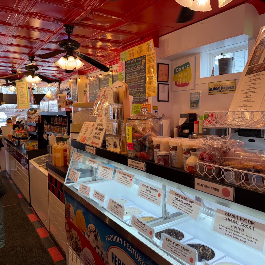 Emma's Lake Placid Creamery 3