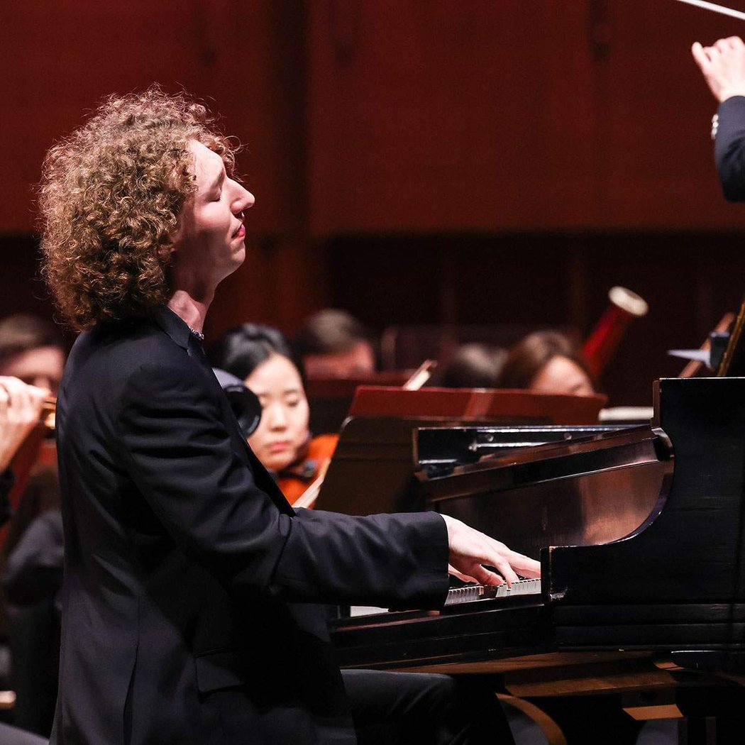 Michael Davidman, piano