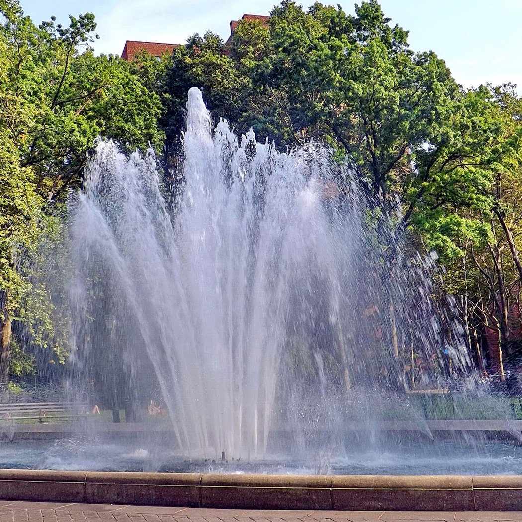 Stuyvesant Town Fountain 3