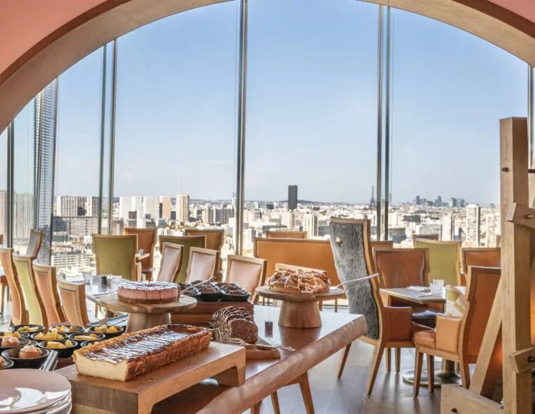 Brunch at TOO Restaurant 1