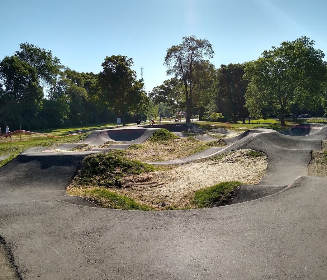 Hawthorne Ridge Park 1