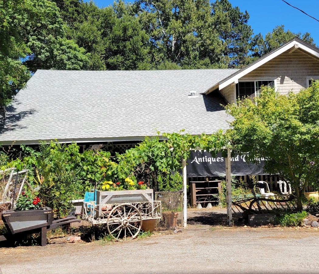 Towne & Country Antiques 3