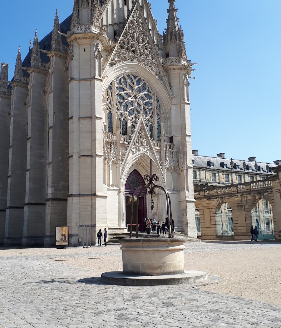 Visite commentée de la Sainte-Chapelle et du Donjon 3