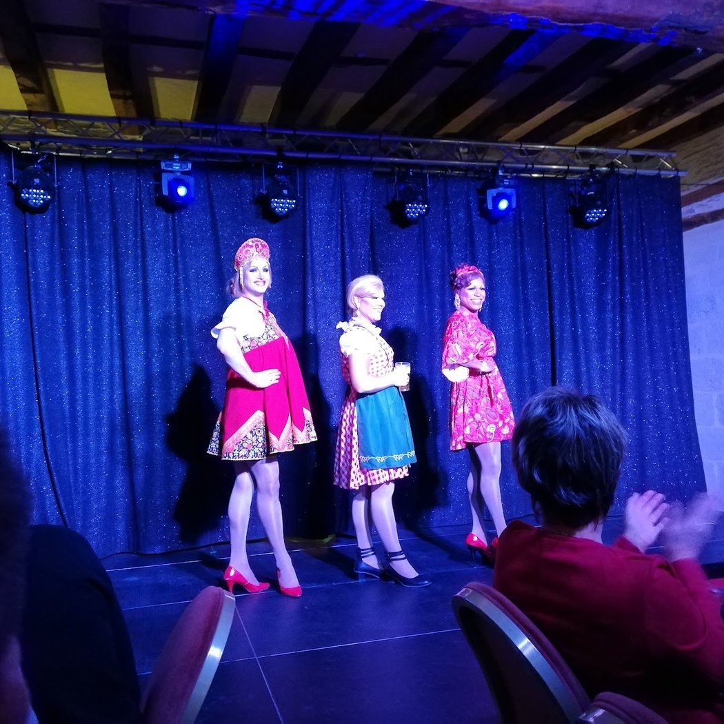 Cabaret des Belles Poules 2