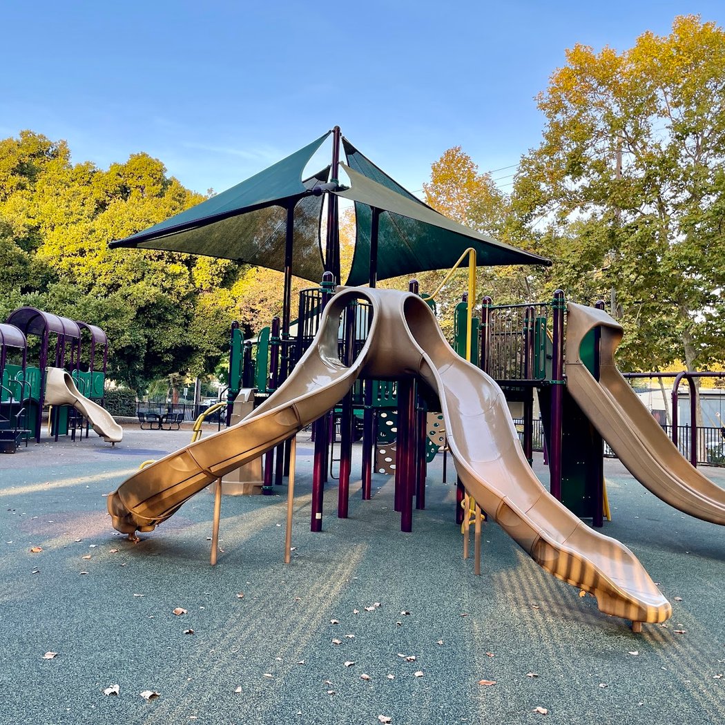 Lenzen Park 1