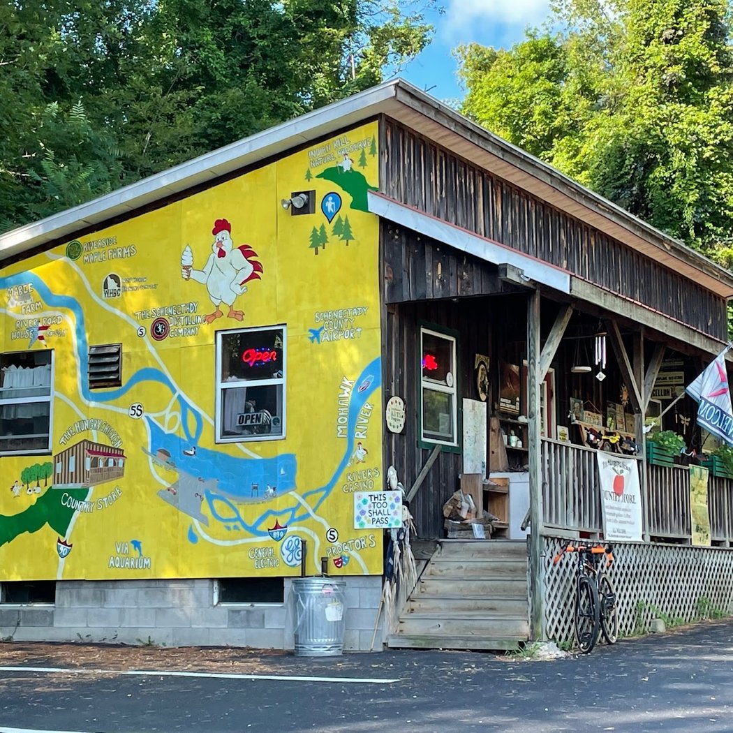 Hungry Chicken Country Store 2