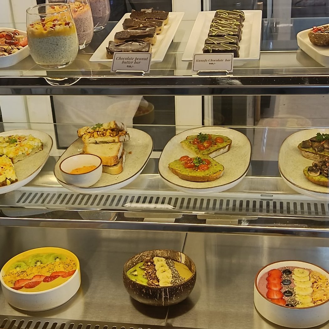 SunKissed Sarjapur ,Smoothie Bar & Kitchen 3