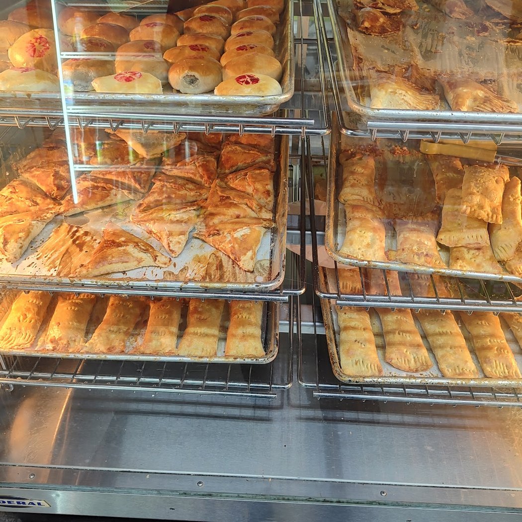 Sybil's Bakery & Restaurant 3