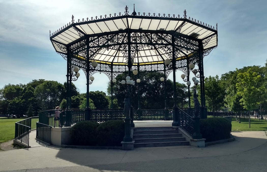 Welles (Gideon) Park 2