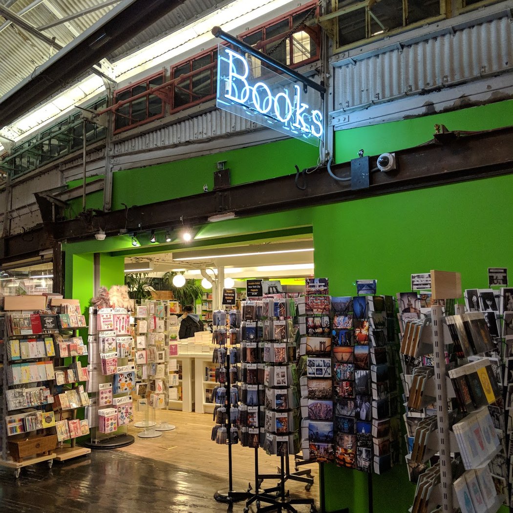 Posman Books 3