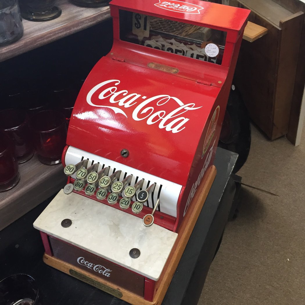 Hyde Park Consignments 1