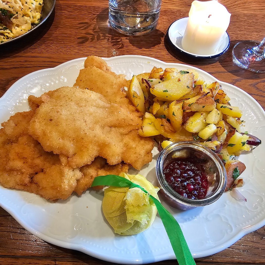 Max Emanuel Brauerei - Wirtshaus und Biergarten 1