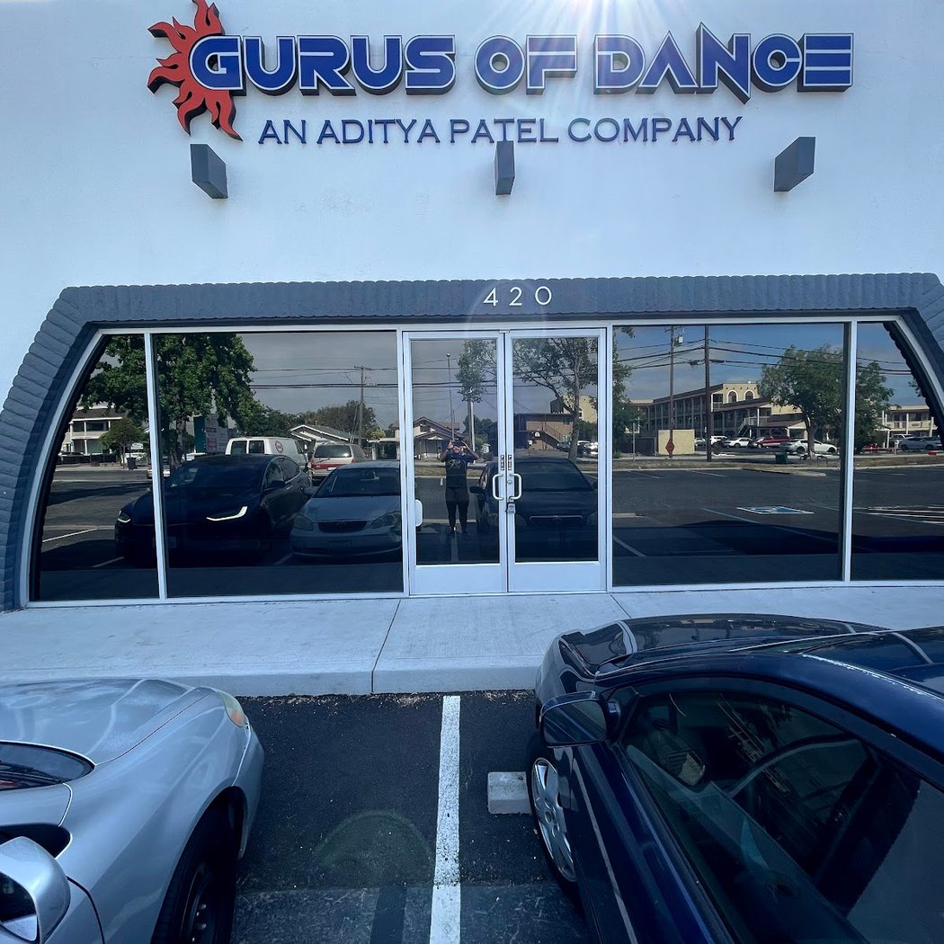 Gurus Of Dance - Bollywood Dance Classes Bay Area 3