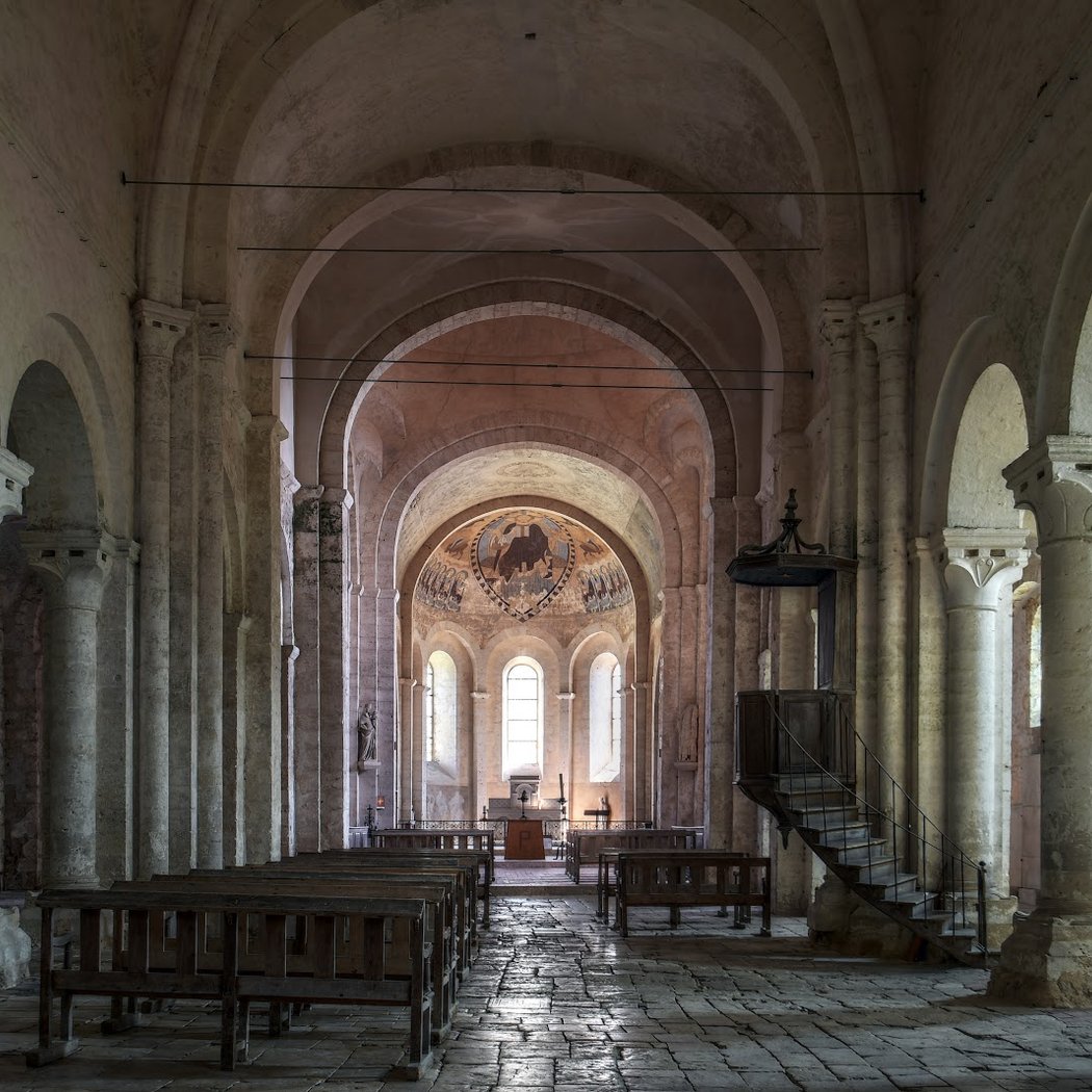 Église priorale Saint-Loup de Saint-Loup-de-Naud 1