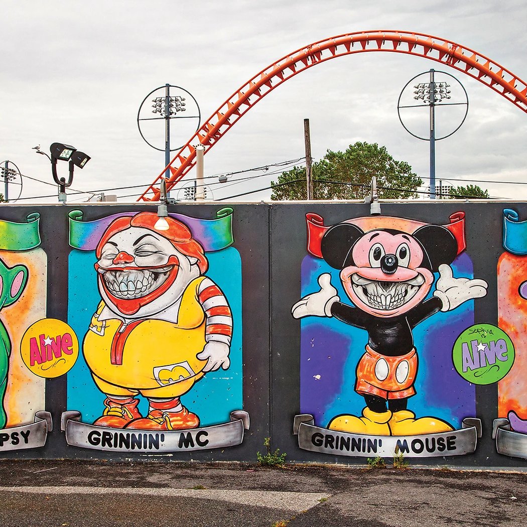 Island Art Walls 1