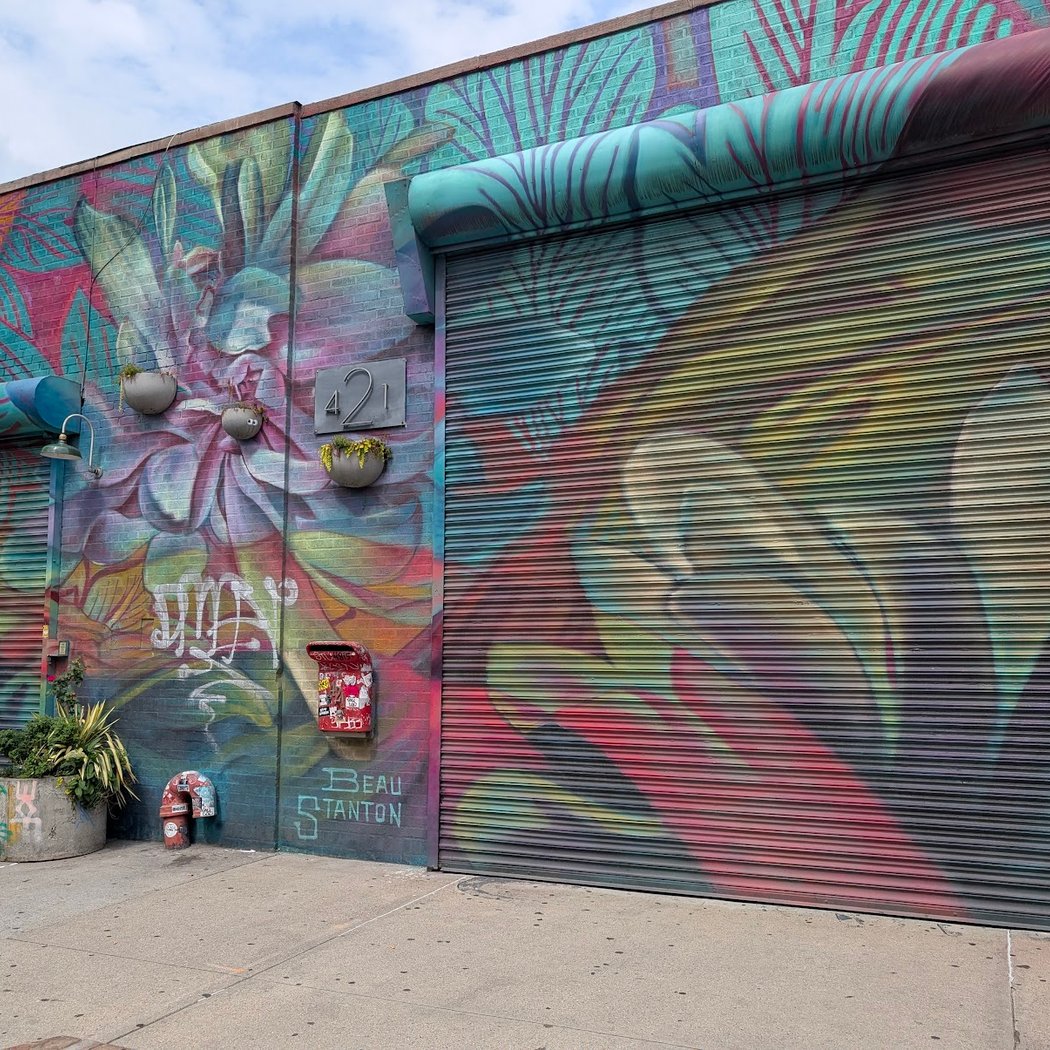 Street Art & Graffiti Tour 2