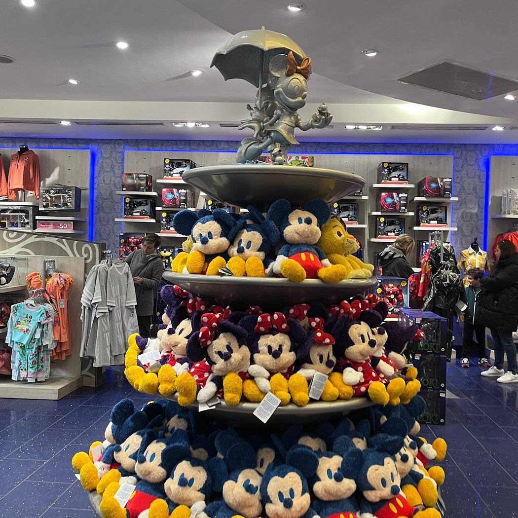 Disney Store 3