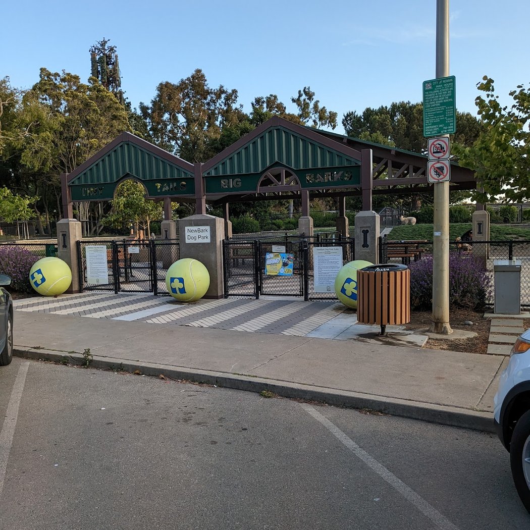 Newbark Dog Park 3