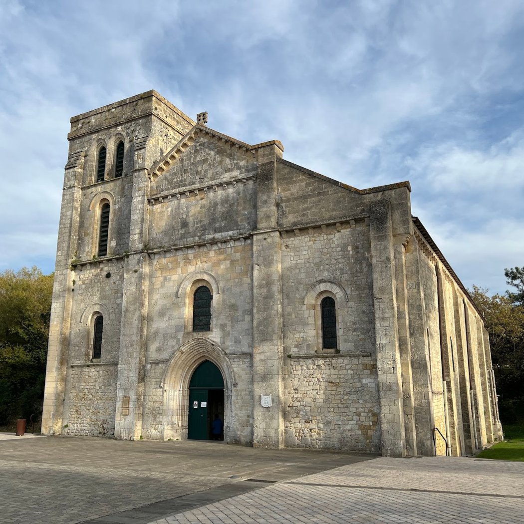 Basilique Notre-Dame-de-la-Fin-des-Terres de Soulac-sur-Mer 2