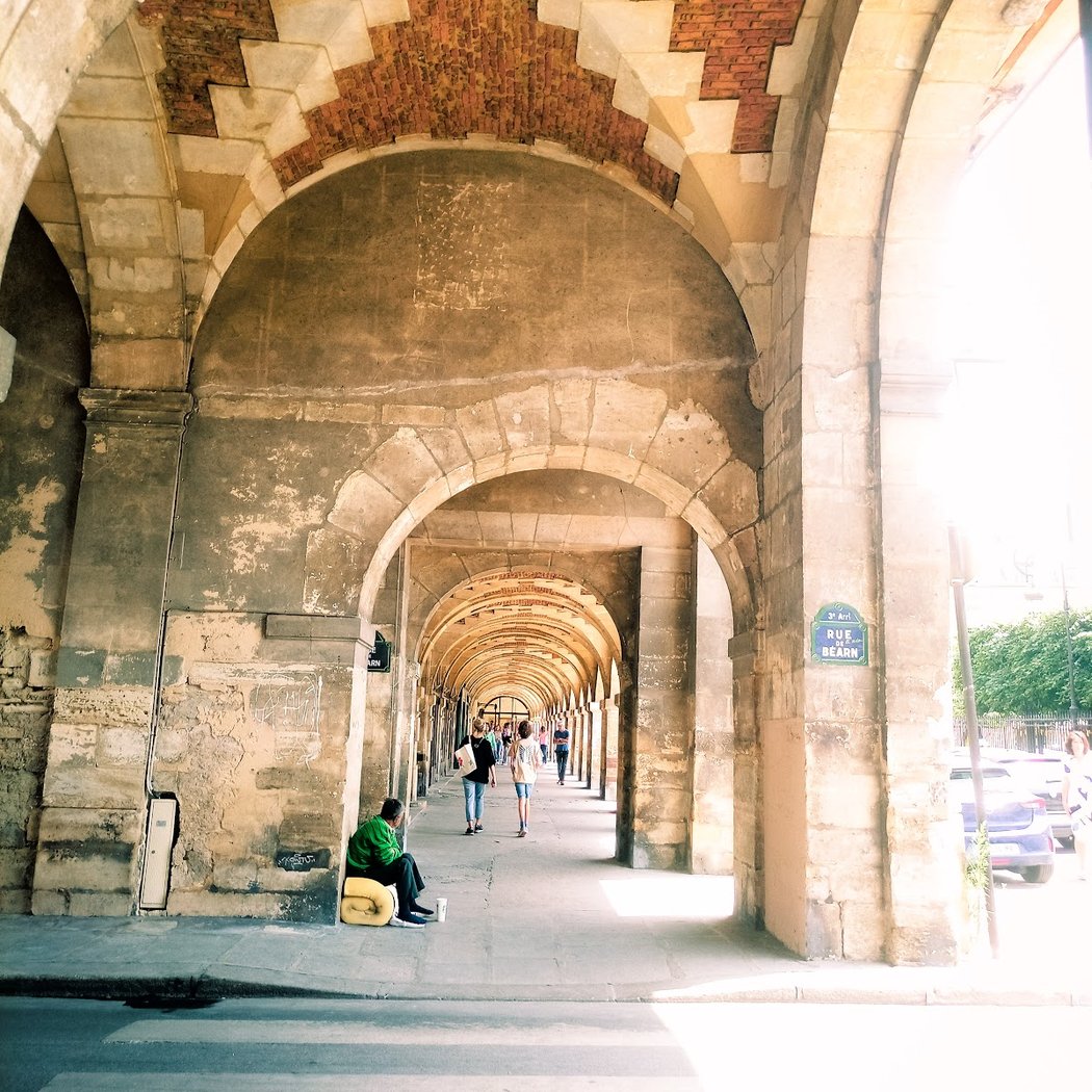Take in the Beauty of Place des Vosges 4