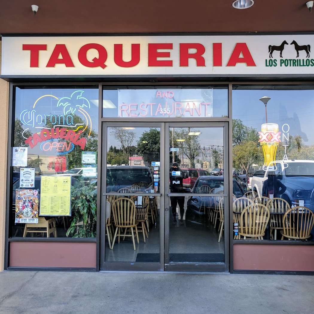 Taqueria Los Potrillos 2