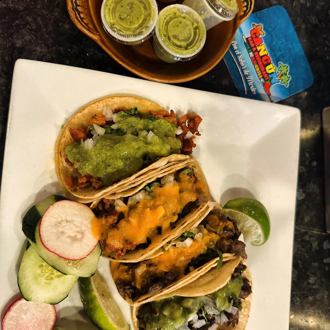 Cancún Bar & Restaurant 1