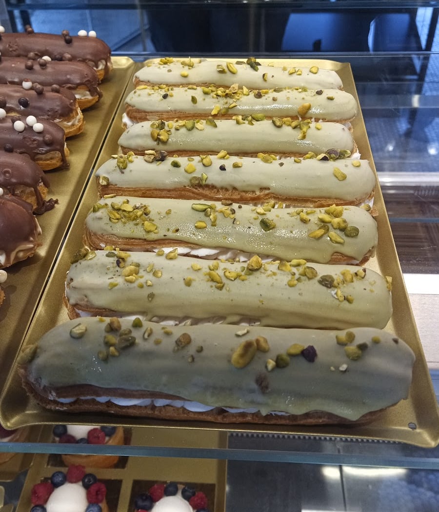 מאפיית האחים | Brothers Bakery 4