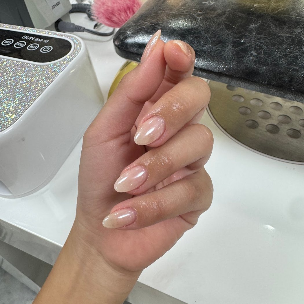 Nguyen Nails Paris 2