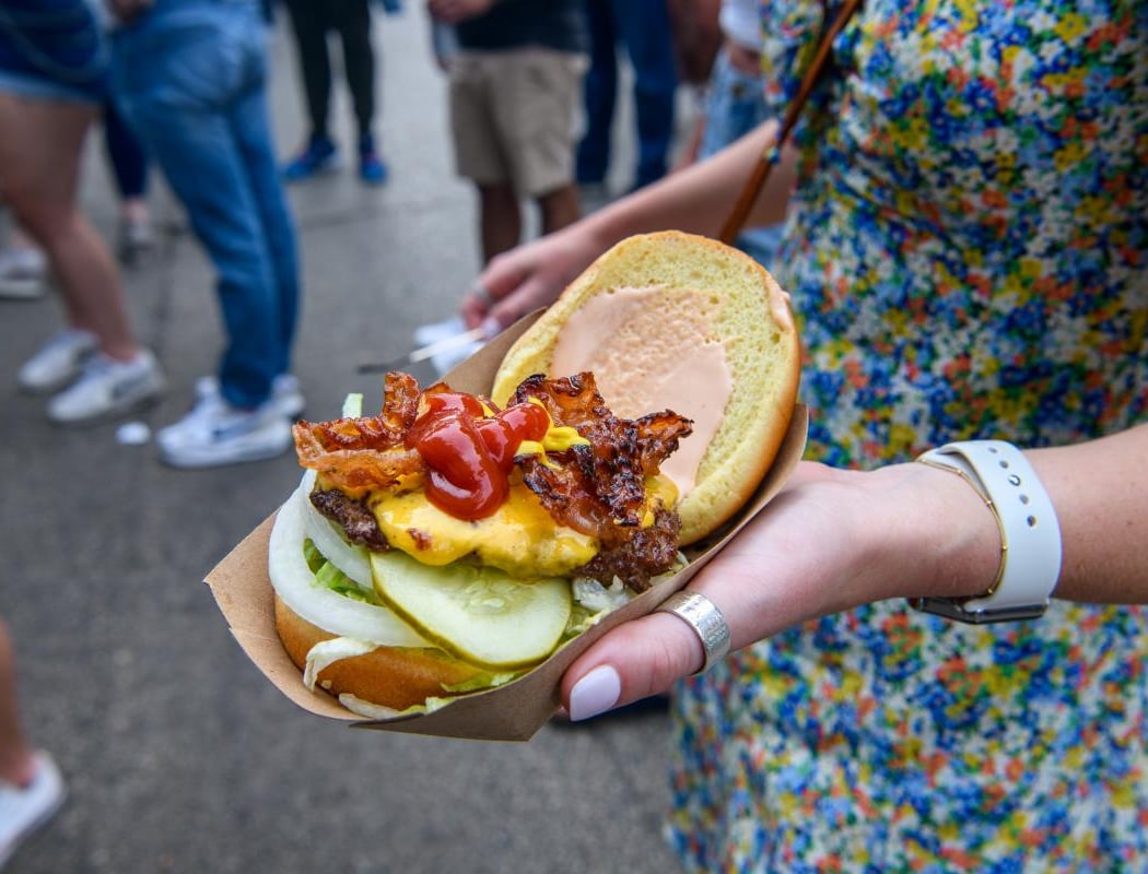 Roscoe Village Burger Fest 2