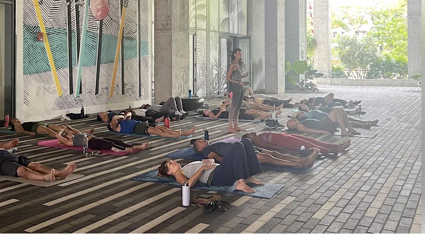 Flow Yoga with Rachel 3