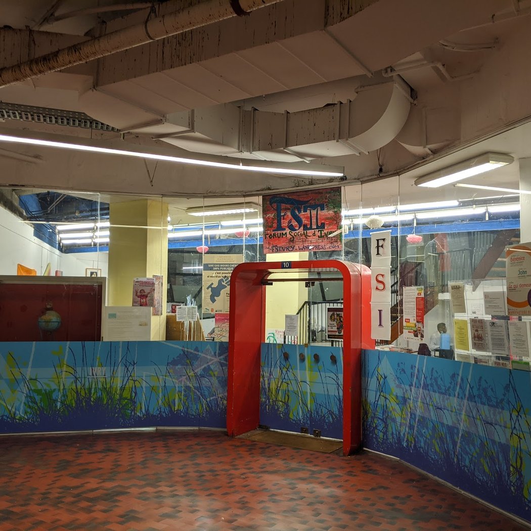 Centre commercial Jeanne Hachette 3