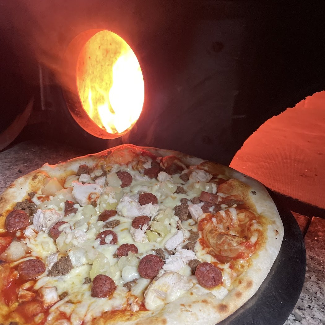 Pizza Feu De Bois 3