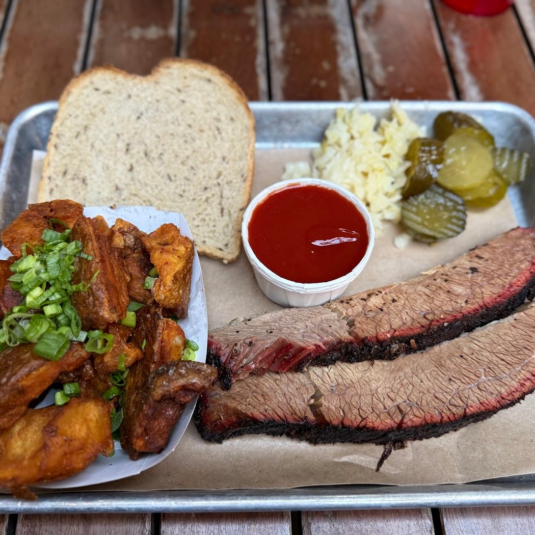 Mabel's BBQ 1