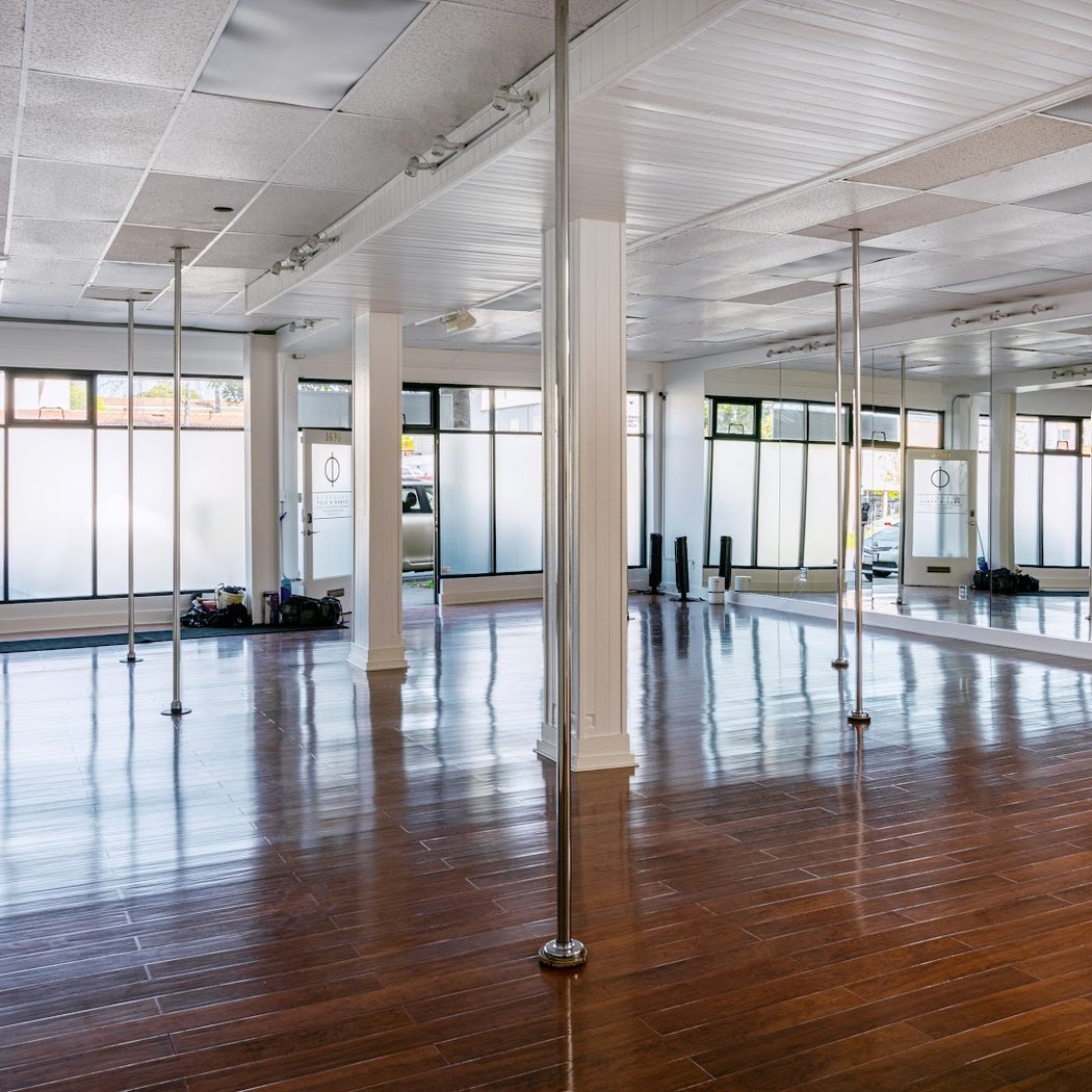 Berkeley Pole + Dance 3