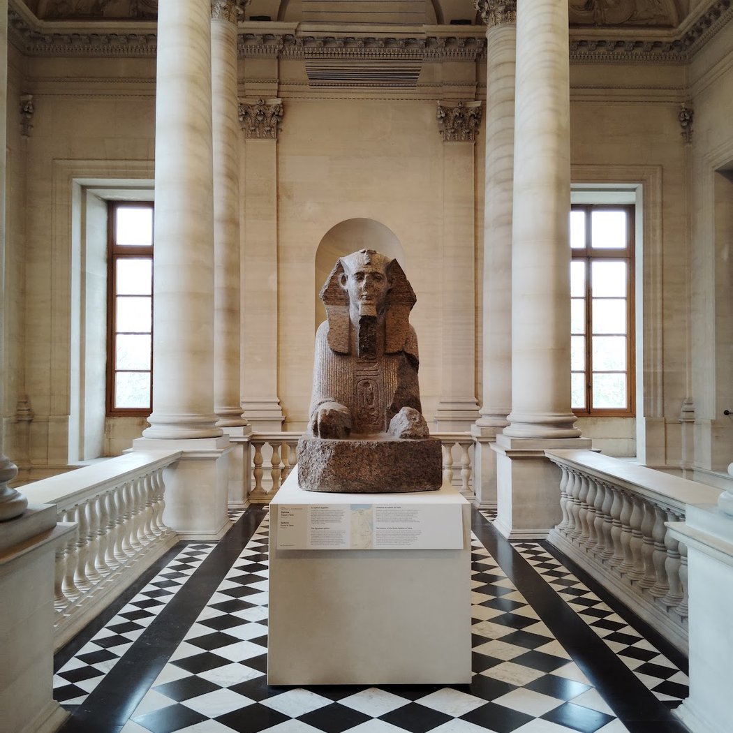 Société des Amis du Louvre 1