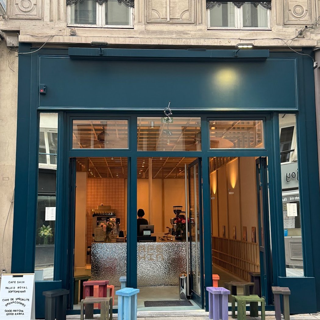 CAFÉ SHIN PALAIS ROYAL 2