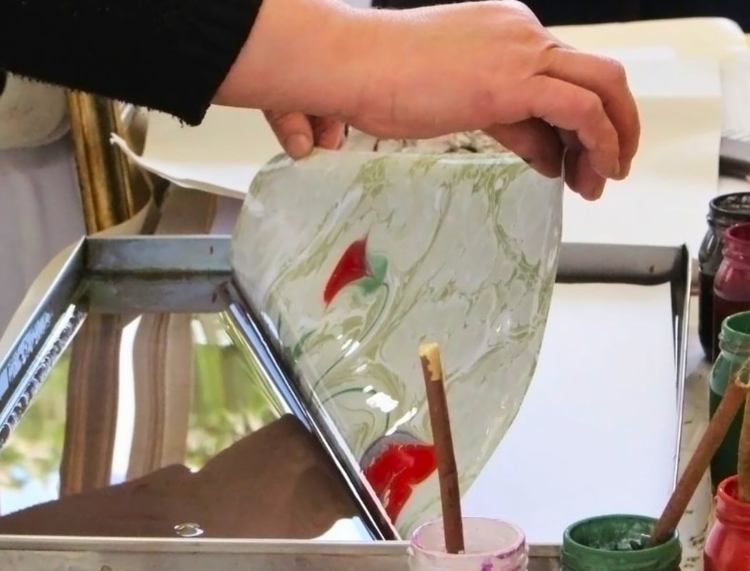 Family Workshop: Paper Marbling 1