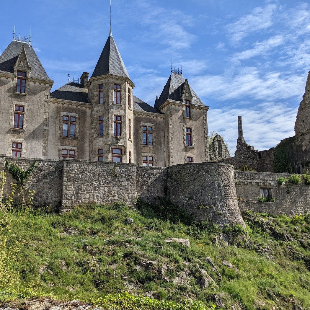 Château de Bressuire 3